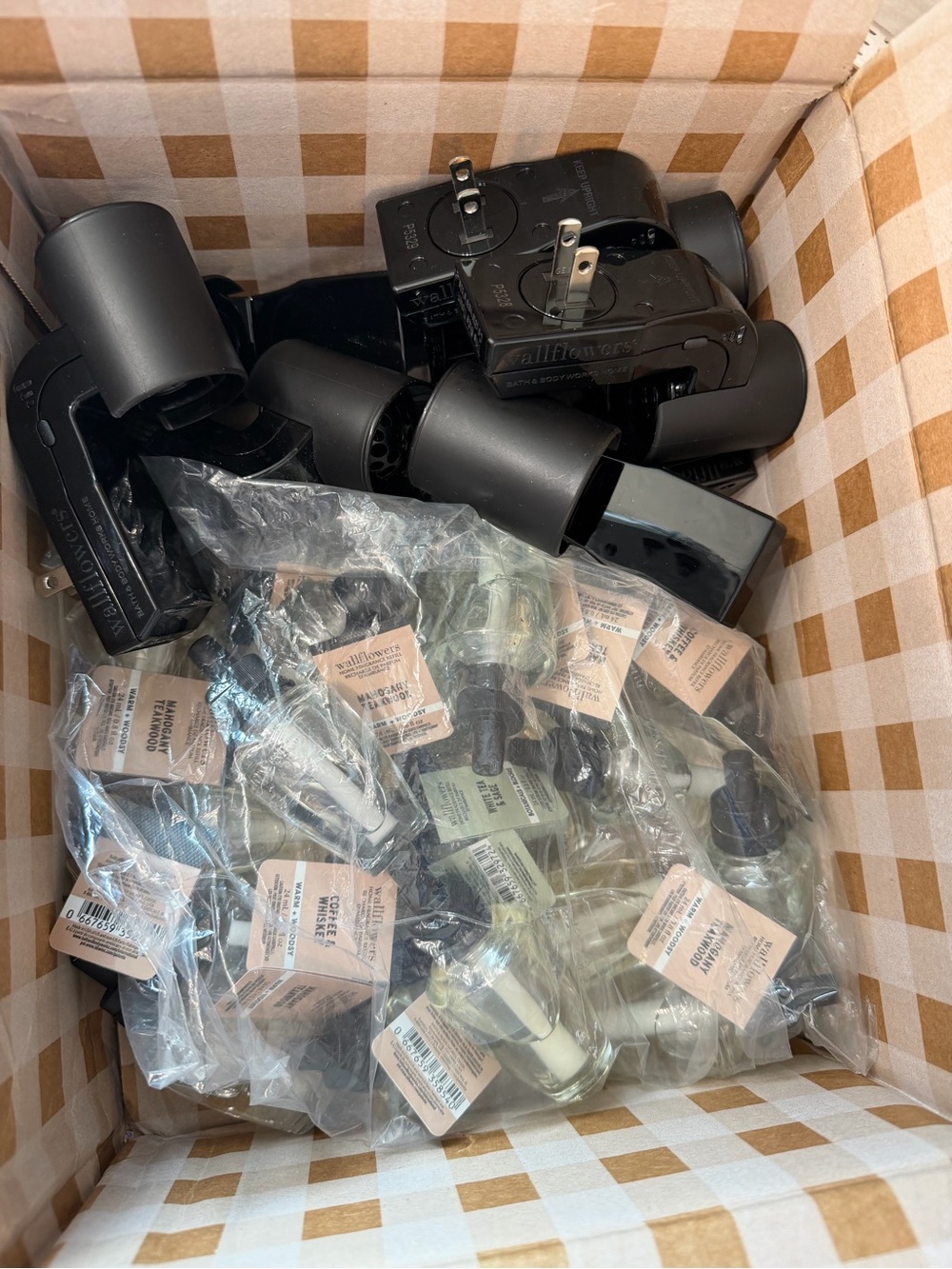 Black Wall Plug Fragrance Warmers with Replacement Oil Bottles